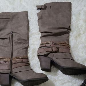 Pop Lonna Boots w/strappy buckle